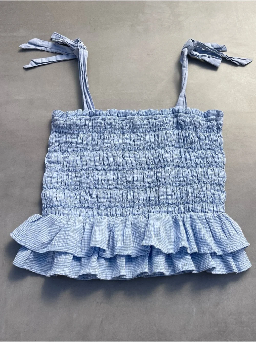 Gingham Ruffle Crop Top - Picture 2 of 4
